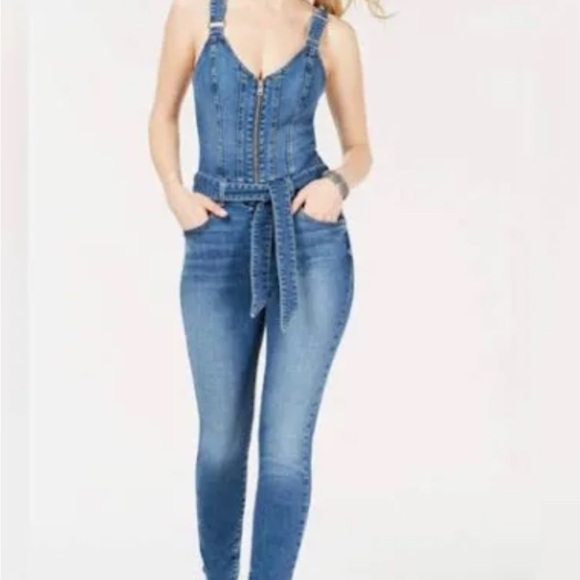 Guess overalls belt tie front with half zipper. Worn a few times - Picture 5 of 5